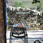 Couette-café Bien Loin D'ici 4*