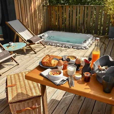 Bien Loin D'ici B&B