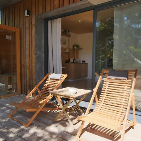 Bien Loin D'ici Couette-café Nîmes