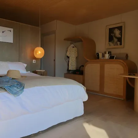 Bien Loin D'ici B&B 4*