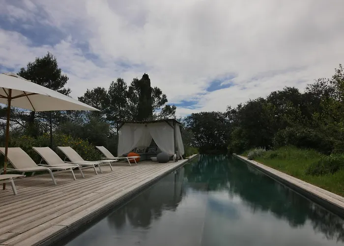 Couette-café Bien Loin D'ici Nîmes