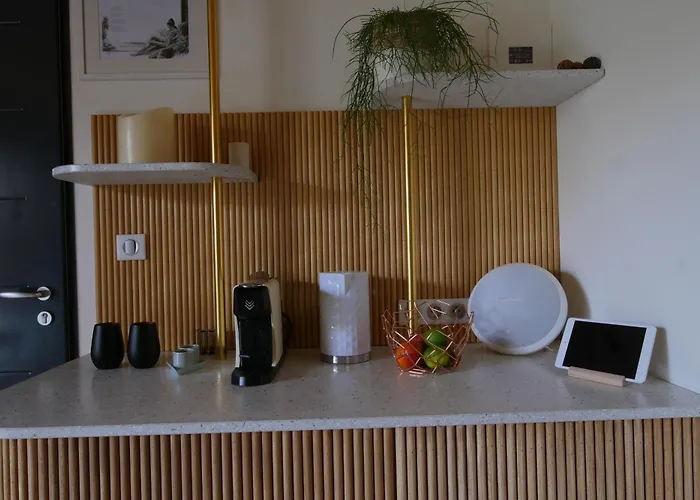 Bien Loin D'ici Bed & Breakfast