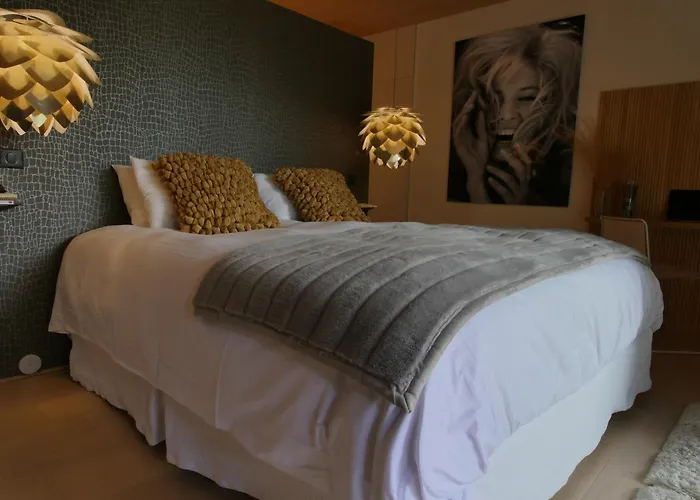 Bed & Breakfast Bien Loin D'ici Nimes