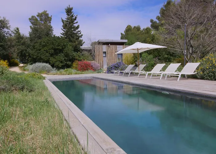 Bien Loin D'ici Couette-café 4*