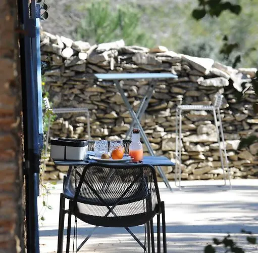 Bed & Breakfast Bien Loin D'ici 4*