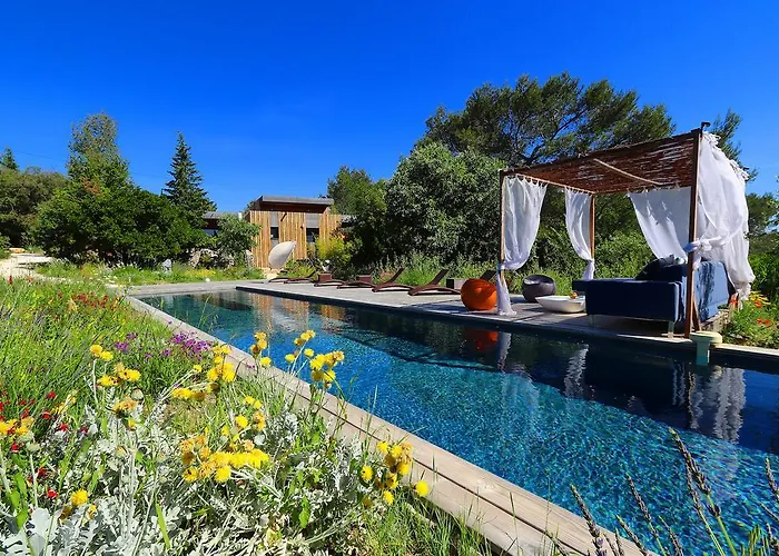 Bed & Breakfast Bien Loin D'ici Nîmes